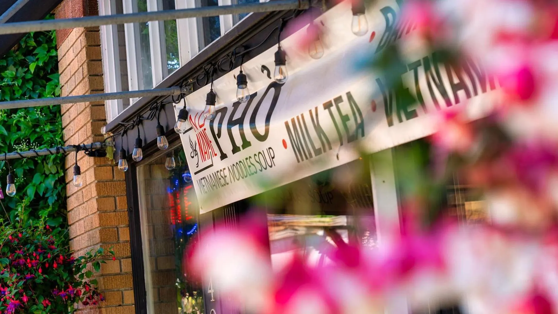 Апартаменты Stay Portland - The Sunnyside Cottage, Local Shops & Nightlife США