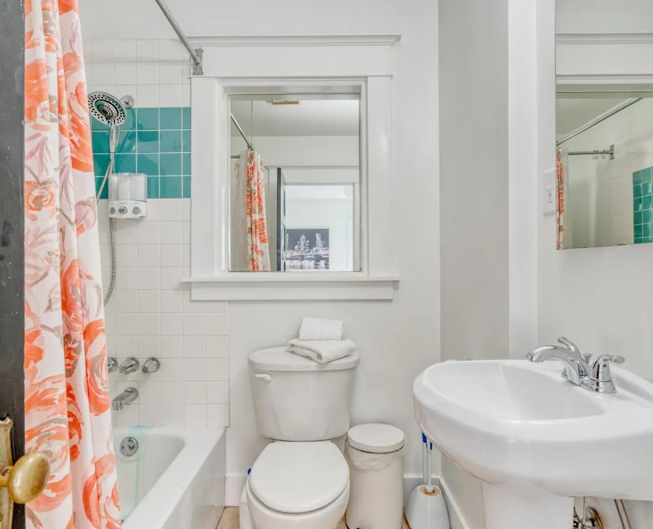 Stay Portland Collection - The Sunnyside Cottage, Local Shops & Nightlife