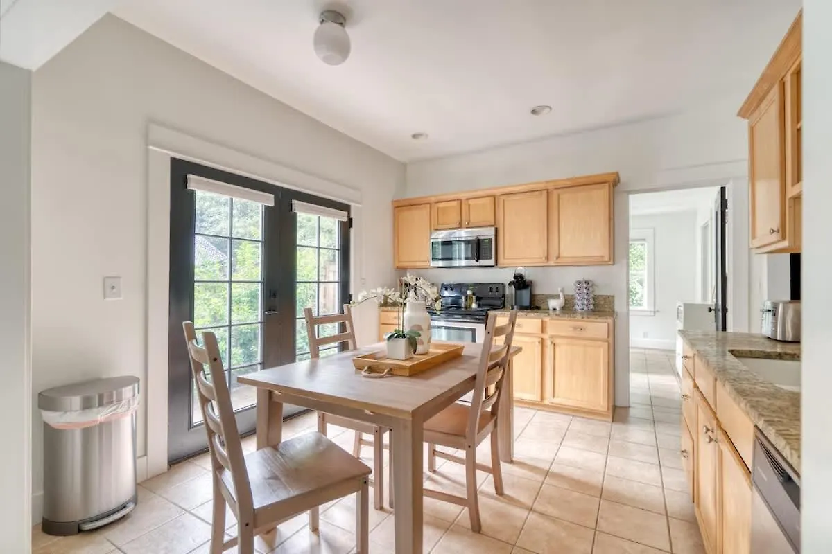 Apartman Stay Portland - The Sunnyside Cottage, Local Shops & Nightlife